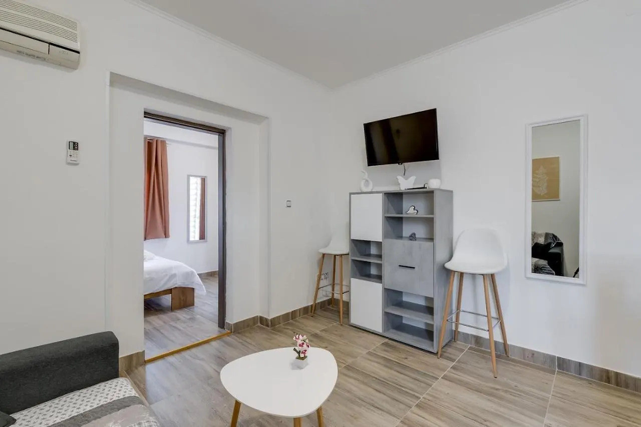 Pensión Apartments Kekec Umag Croacia