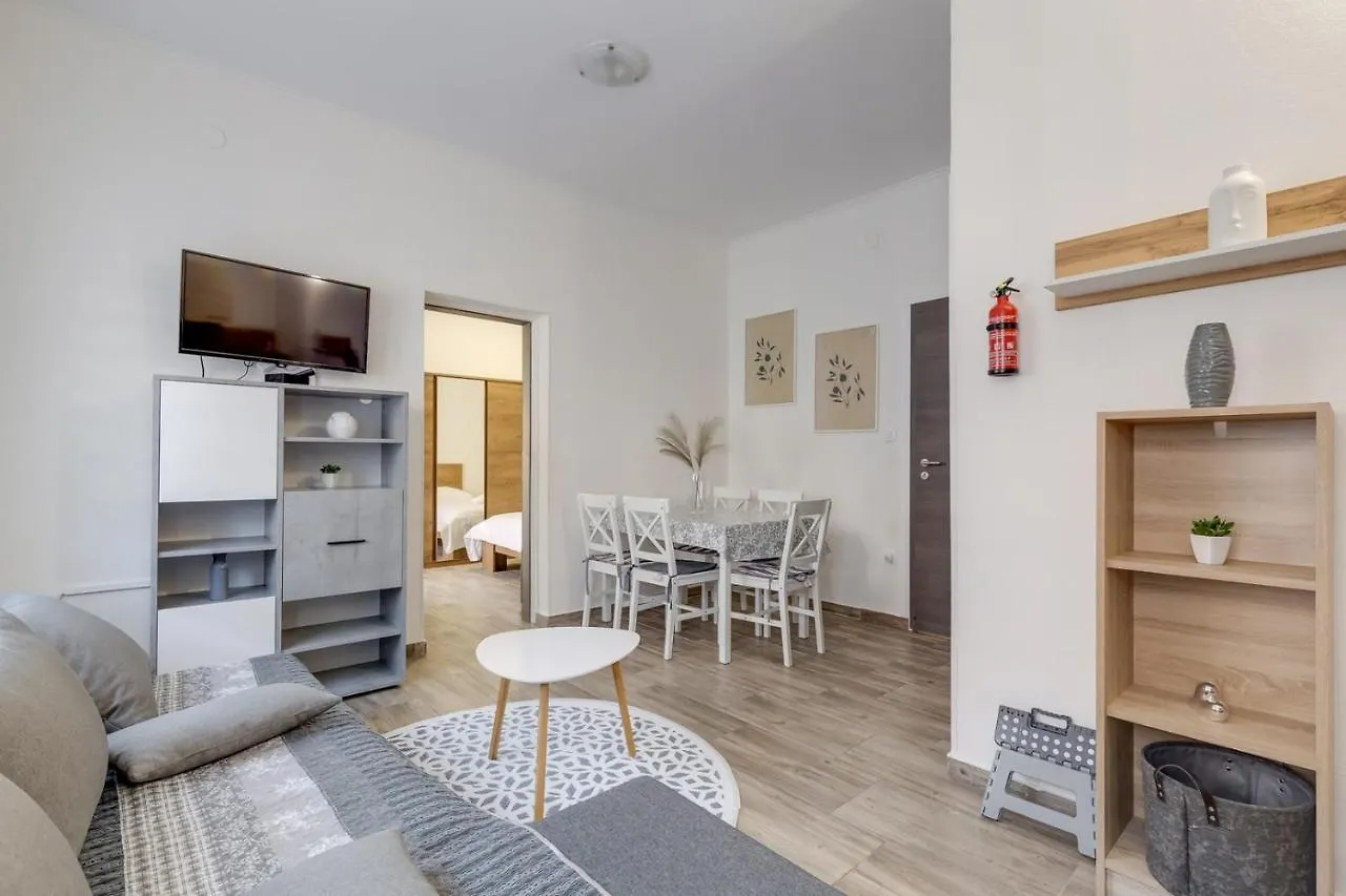 Apartments Kekec Umag Pensión