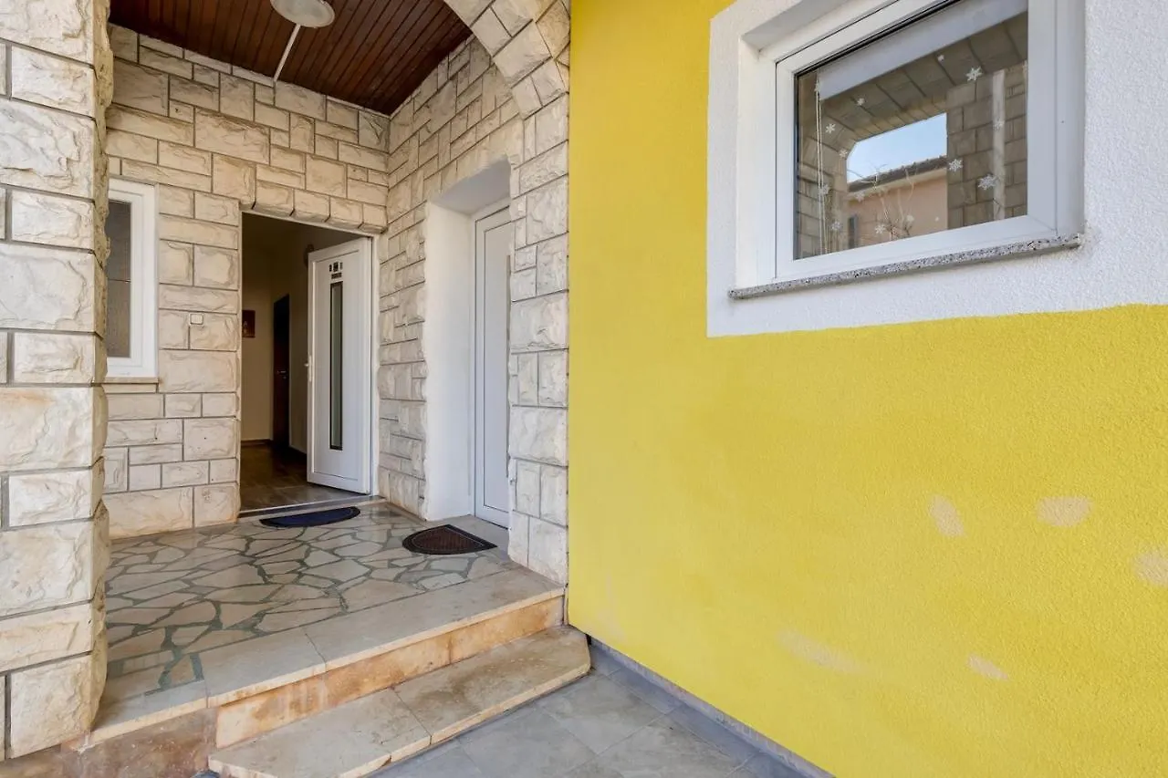 Apartments Kekec Umag 0*,  Croatia