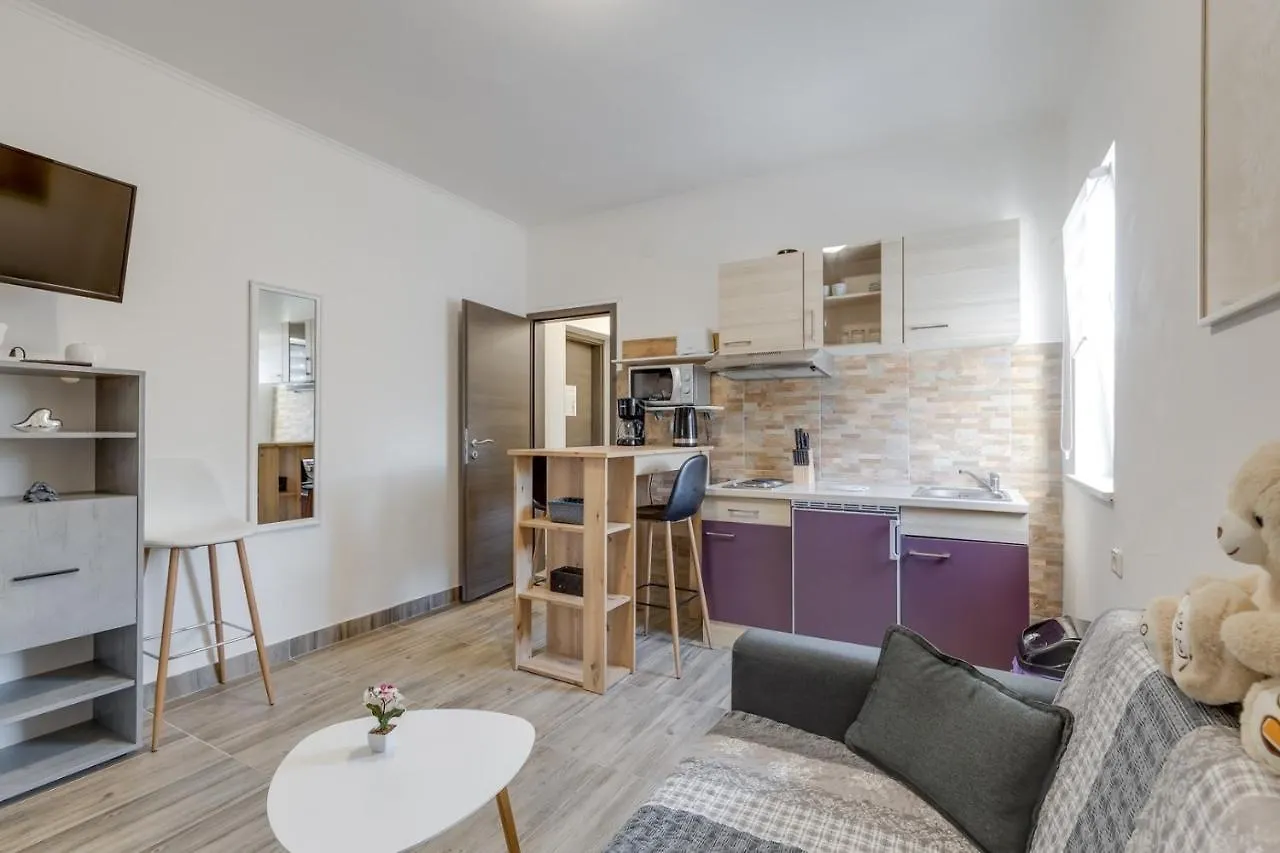 Guest house Apartments Kekec Umag