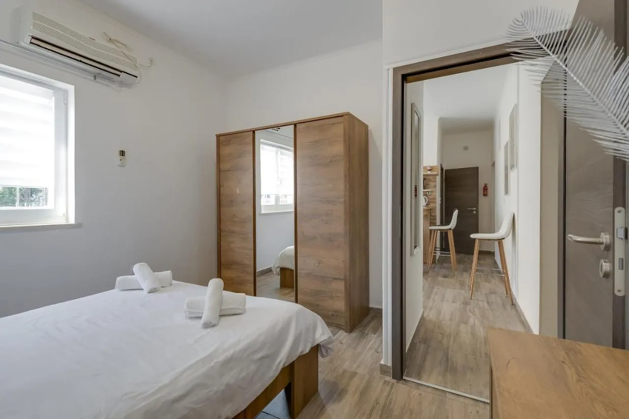 Apartments Kekec Umag Guest house